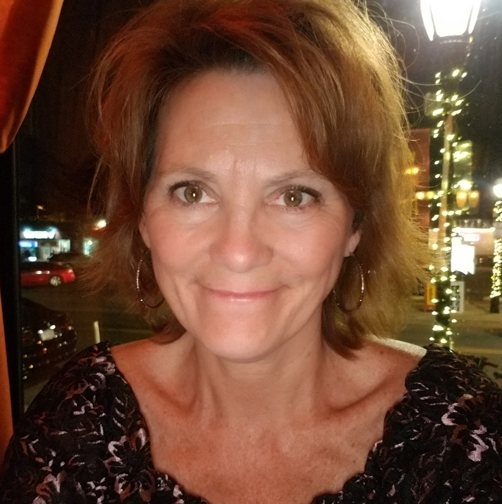 Meet your Posher, Lori